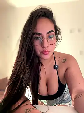 anniesweet02 online show from January 10, 2026, 12:06 am