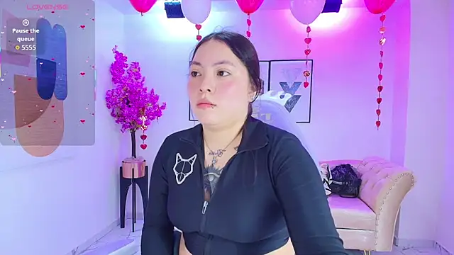 Isa reel online show from February 13, 2026, 7:58 pm