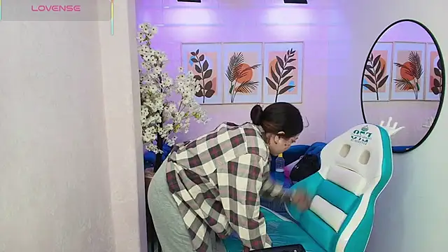 Isa reel online show from October 25, 2025, 7:51 am