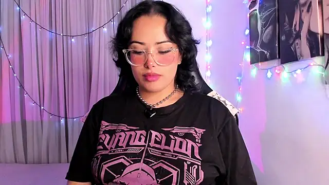 Snapshot of willow_poisson chatting on February 24, 2026, 5:14 pm willow poisson online show from February 24, 2026, 5:14 pm