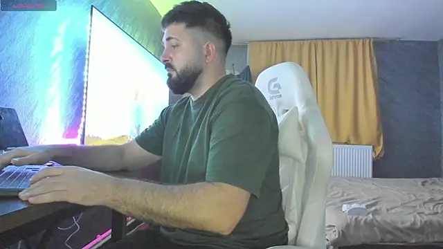 Eduu2322 online show from December 20, 2025, 10:23 pm