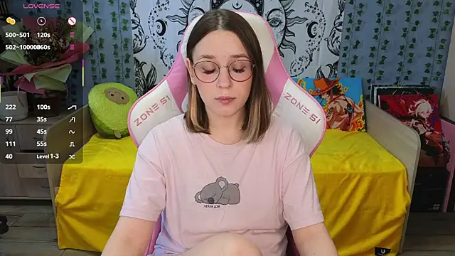 Snapshot of Sweet_frosti chatting on March 6, 2025, 2:51 am Sweet frosti online show from March 6, 2025, 2:51 am