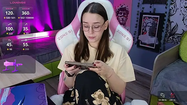 Snapshot of Sweet_frosti chatting on December 17, 2025, 3:22 am Sweet frosti online show from December 17, 2025, 3:22 am