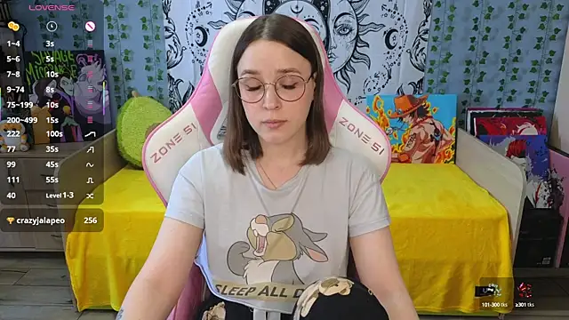 Snapshot of Sweet_frosti chatting on March 7, 2025, 5:29 am Sweet frosti online show from March 7, 2025, 5:29 am