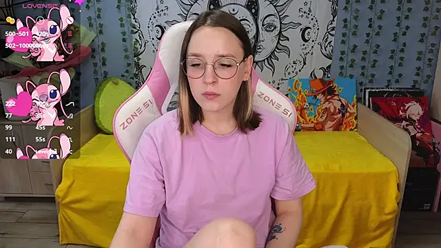 Snapshot of Sweet_frosti chatting on March 2, 2025, 2:30 am Sweet frosti online show from March 2, 2025, 2:30 am