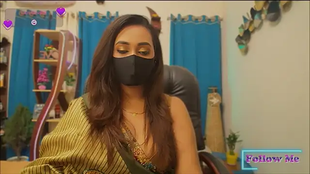 Snapshot of OH-Monica chatting on February 12, 2026, 10:20 pm OH-Monica online show from February 12, 2026, 10:20 pm