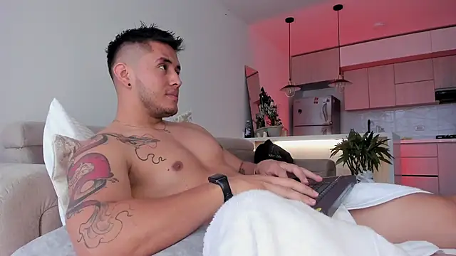 Snapshot of Chriskyle_ chatting on January 30, 2025, 7:15 pm Chriskyle  online show from January 30, 2025, 7:15 pm