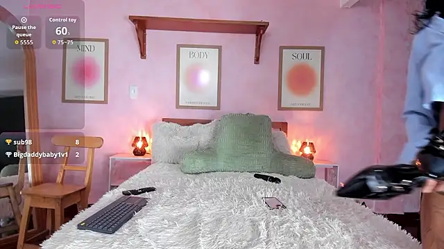 AliceBanks online show from March 28, 2026, 11:33 am