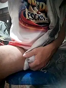 Snapshot of eleno1542 chatting on February 21, 2026, 9:11 am eleno1542 online show from February 21, 2026, 9:11 am