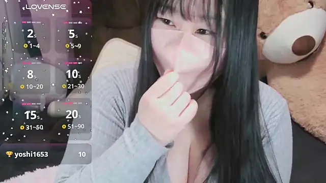 yuinyan3150 online show from March 22, 2025, 8:29 am