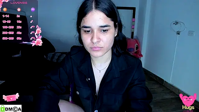 Snapshot of SweetMegan_1 chatting on October 6, 2025, 1:29 am SweetMegan 1 online show from October 6, 2025, 1:29 am