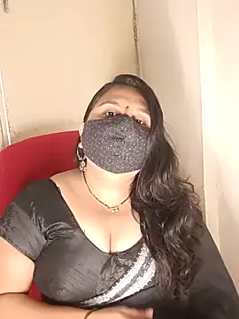 Snapshot of Love-priya chatting on September 15, 2025, 7:09 am Love-priya online show from September 15, 2025, 7:09 am