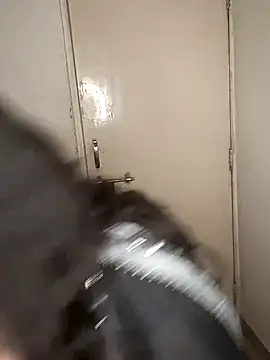 Snapshot of Love-priya chatting on February 6, 2025, 4:58 pm Love-priya online show from February 6, 2025, 4:58 pm