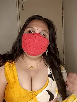 Snapshot of Love-priya chatting on January 9, 2025, 4:49 pm Love-priya online show from January 9, 2025, 4:49 pm