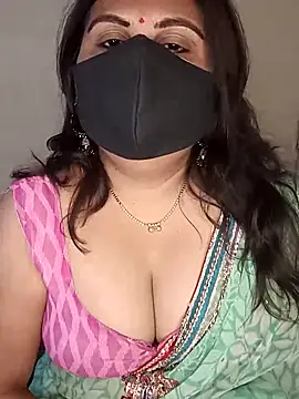 Snapshot of Love-priya chatting on March 4, 2025, 7:08 am Love-priya online show from March 4, 2025, 7:08 am