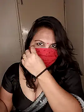 Snapshot of Love-priya chatting on February 7, 2025, 4:56 pm Love-priya online show from February 7, 2025, 4:56 pm