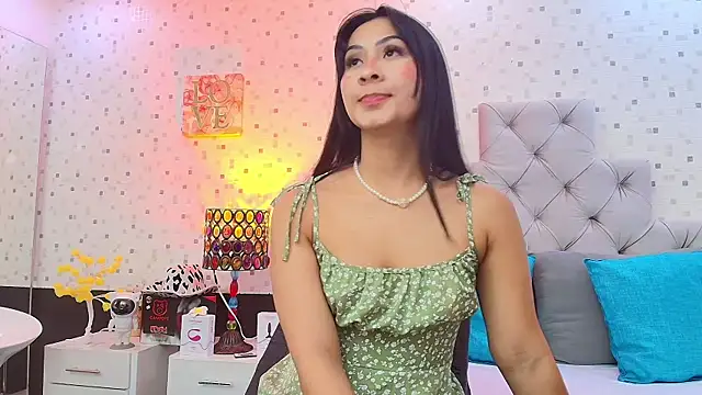 JulietaReyess online show from January 14, 2026, 11:58 am