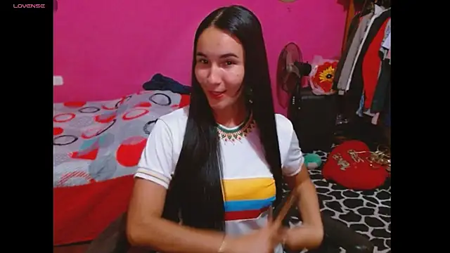 Snapshot of nicolgomez2 chatting on March 20, 2025, 9:02 pm nicolgomez2 online show from March 20, 2025, 9:02 pm