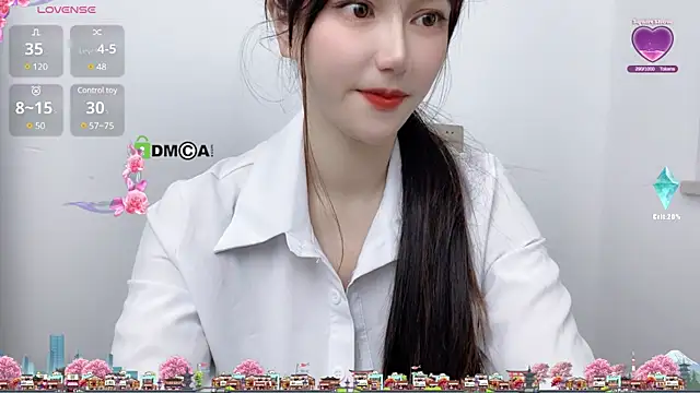 Snapshot of LIsha--170 chatting on February 20, 2025, 5:44 am LIsha--170 online show from February 20, 2025, 5:44 am