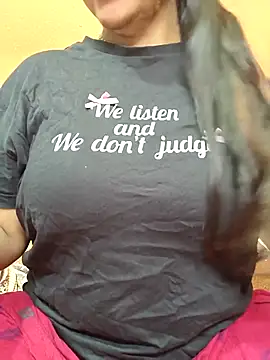 Snapshot of CUTE_SOPHIA- chatting on February 23, 2026, 8:53 pm CUTE SOPHIA- online show from February 23, 2026, 8:53 pm