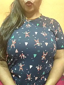 Snapshot of CUTE_SOPHIA- chatting on February 26, 2026, 9:48 pm CUTE SOPHIA- online show from February 26, 2026, 9:48 pm