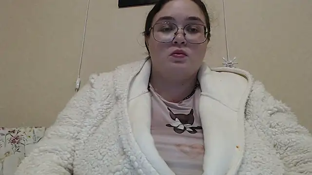 Snapshot of _mika_in_passion chatting on September 28, 2025, 7:32 pm  mika in passion online show from September 28, 2025, 7:32 pm