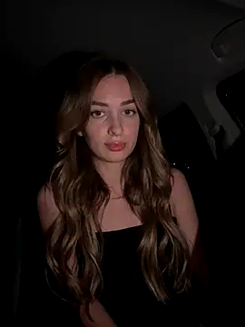 Snapshot of EvieEvans chatting on September 16, 2025, 8:32 pm EvieEvans online show from September 16, 2025, 8:32 pm