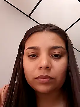 Snapshot of stefanie010 chatting on December 21, 2025, 5:03 pm stefanie010 online show from December 21, 2025, 5:03 pm