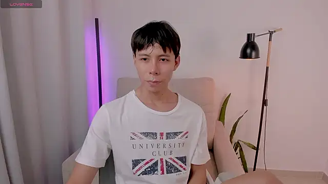 kim lian21 online show from February 7, 2026, 9:06 am