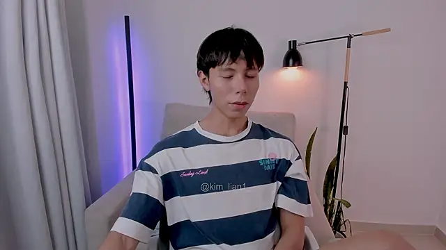 kim lian21 online show from February 13, 2026, 3:17 am