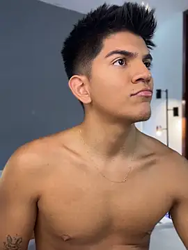 santiago 01 online show from March 1, 2026, 9:26 pm