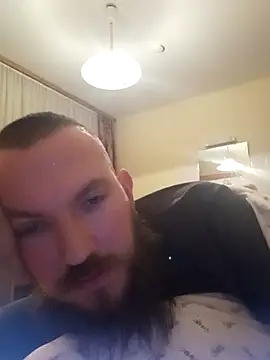 Klinsch online show from February 9, 2026, 8:51 pm