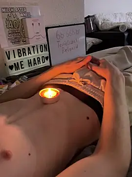 Snapshot of secret_dream415 chatting on September 11, 2025, 7:03 pm secret dream415 online show from September 11, 2025, 7:03 pm