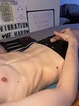 Snapshot of secret_dream415 chatting on October 23, 2025, 6:50 pm secret dream415 online show from October 23, 2025, 6:50 pm