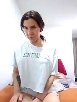 Cameron puppy online show from November 9, 2025, 10:25 pm