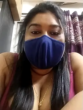 indianlisa5 online show from October 12, 2025, 9:27 pm