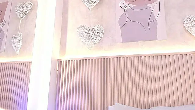 Snapshot of daiana_curly chatting on October 6, 2025, 7:47 pm daiana curly online show from October 6, 2025, 7:47 pm