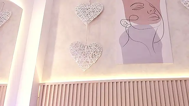 daiana curly online show from November 22, 2025, 7:46 pm