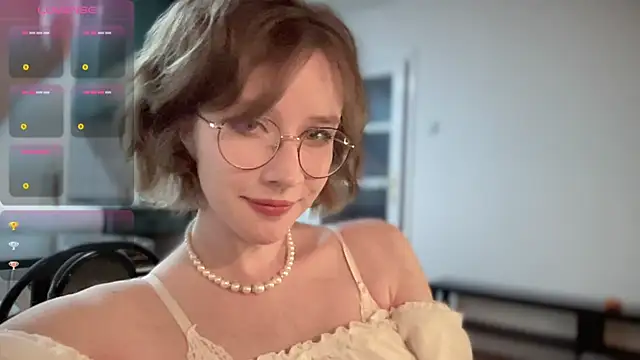 ms christiana online show from November 9, 2025, 5:39 pm