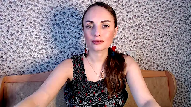 Tinadream20 online show from March 4, 2026, 6:10 am