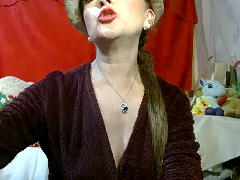 hottieperla online show from January 13, 2026, 8:02 pm