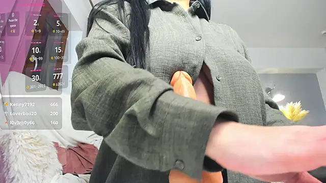 Snapshot of Awesome_Jolie chatting on November 24, 2025, 6:30 pm Awesome Jolie online show from November 24, 2025, 6:30 pm