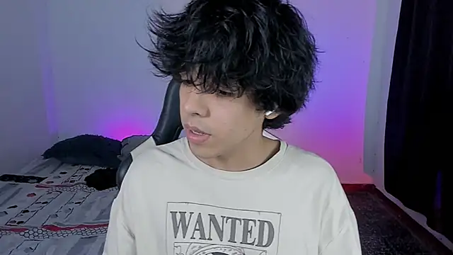 Snapshot of Alan26_ chatting on November 11, 2025, 10:58 pm Alan26 online show from November 11, 2025, 10:58 pm