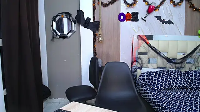 Snapshot of Harry_jhonsson chatting on October 31, 2025, 6:59 pm Harry jhonsson online show from October 31, 2025, 6:59 pm