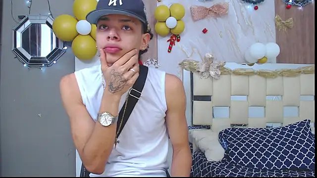 Snapshot of Harry_jhonsson chatting on November 25, 2025, 9:48 pm Harry jhonsson online show from November 25, 2025, 9:48 pm