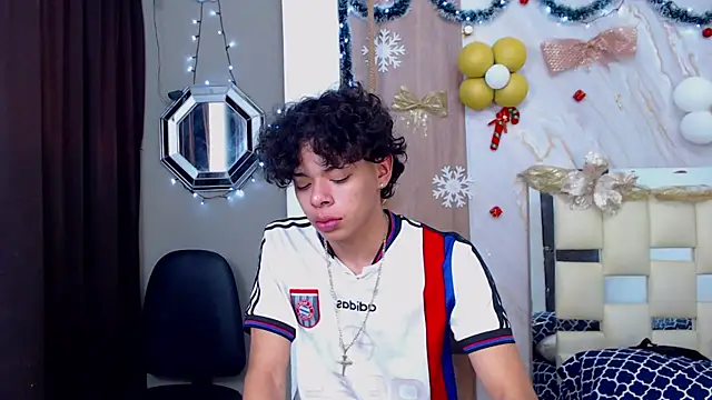 Snapshot of Harry_jhonsson chatting on December 2, 2025, 9:55 am Harry jhonsson online show from December 2, 2025, 9:55 am