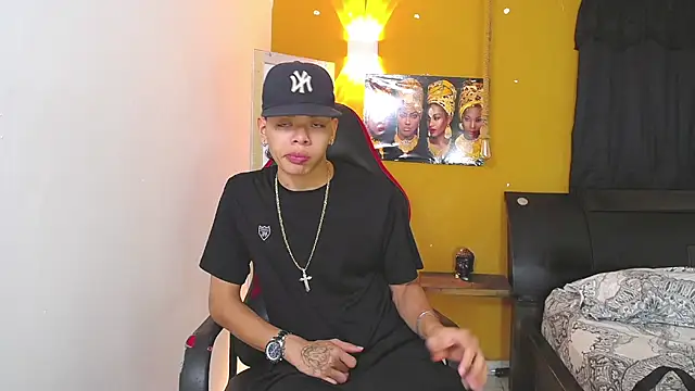 Snapshot of Harry_jhonsson chatting on March 15, 2025, 3:29 am Harry jhonsson online show from March 15, 2025, 3:29 am