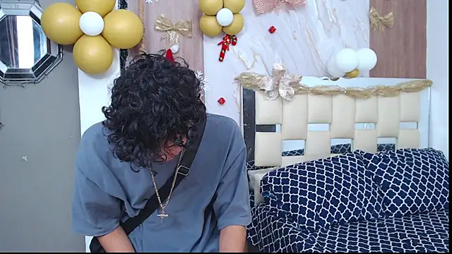 Snapshot of Harry_jhonsson chatting on November 25, 2025, 5:41 am Harry jhonsson online show from November 25, 2025, 5:41 am