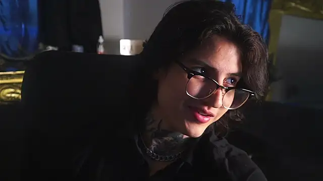 Snapshot of dantecoppolaa_ chatting on February 9, 2025, 4:50 pm dantecoppolaa online show from February 9, 2025, 4:50 pm