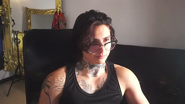 Snapshot of dantecoppolaa_ chatting on February 25, 2025, 11:26 pm dantecoppolaa online show from February 25, 2025, 11:26 pm